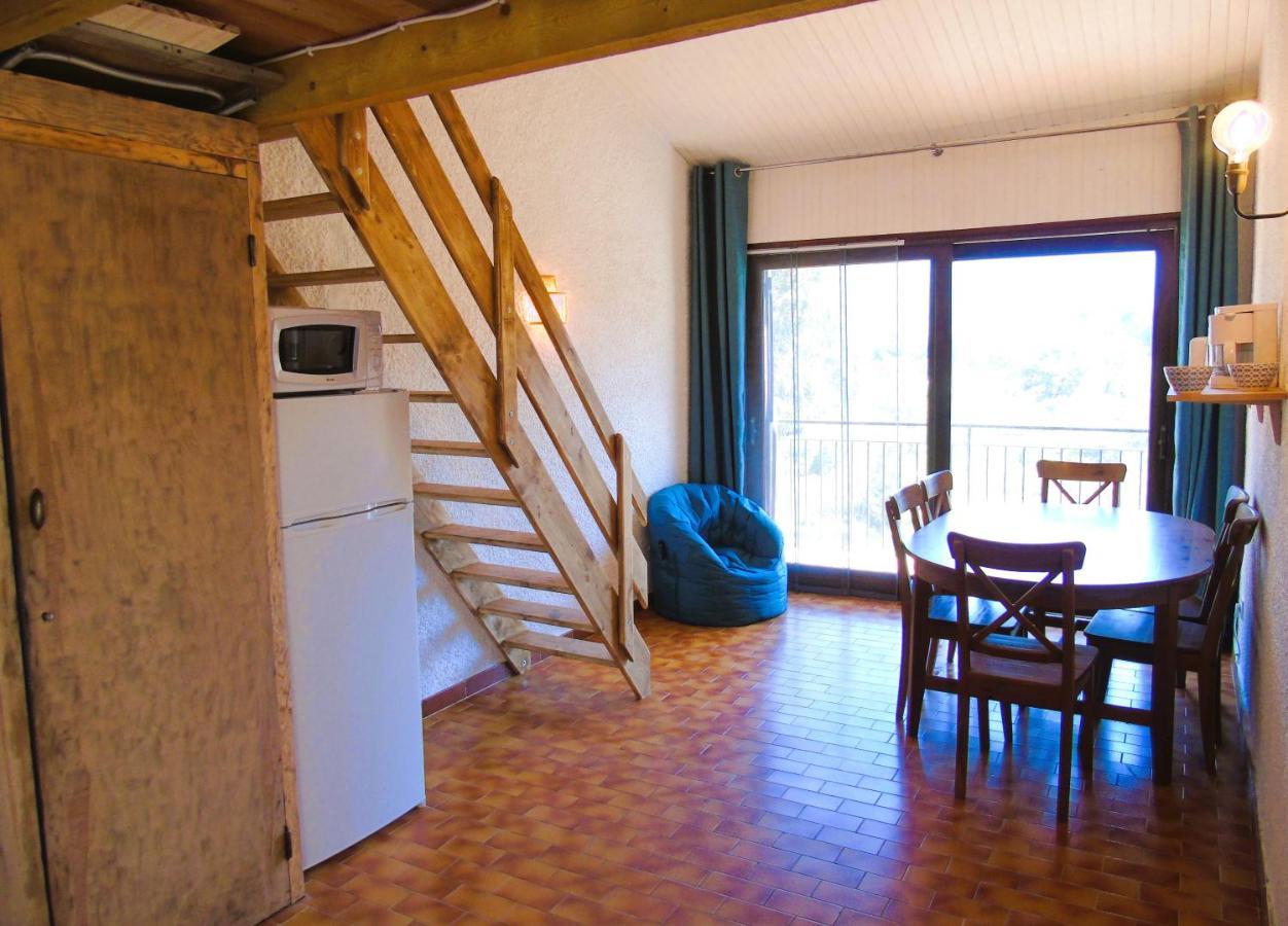 Studio Pieds Dans L'Eau Apartment Calcatoggio  Exterior photo